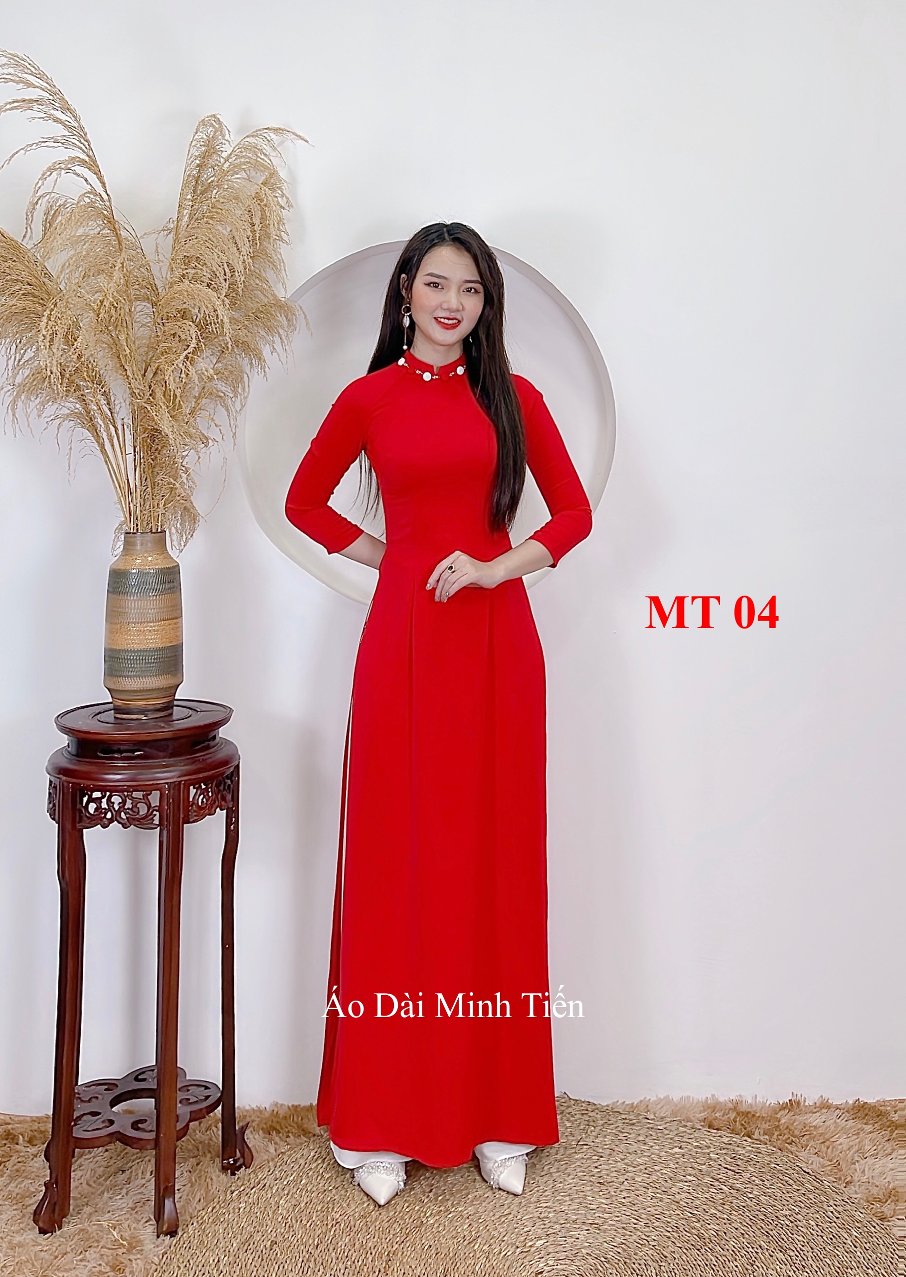 Áo dài lụa mỹ cao cấp mẫu đính cúc và ngọc cổ - mã mt04