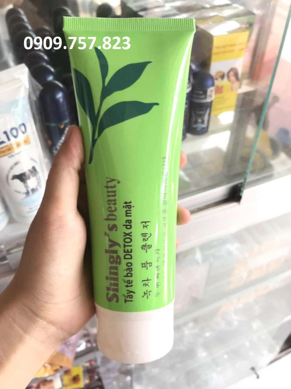Tẩy tế bào chết trà xanh dùng cho mặt và body 250g
