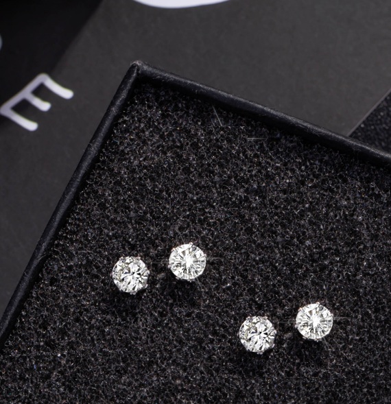 Bông tai titan nụ đá 8/5/3 mm