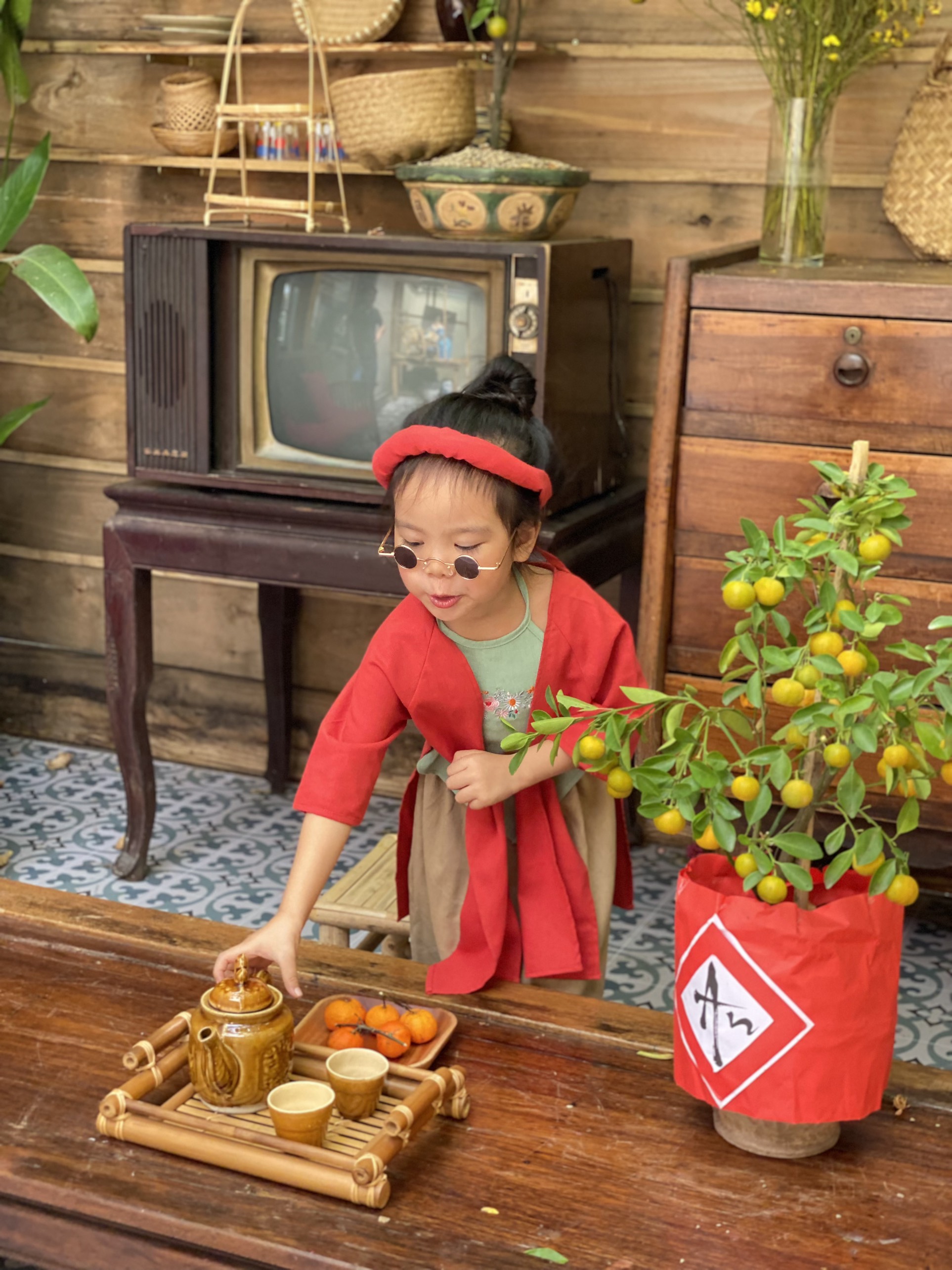 Bộ áo tứ thân linen thêu họa tiết