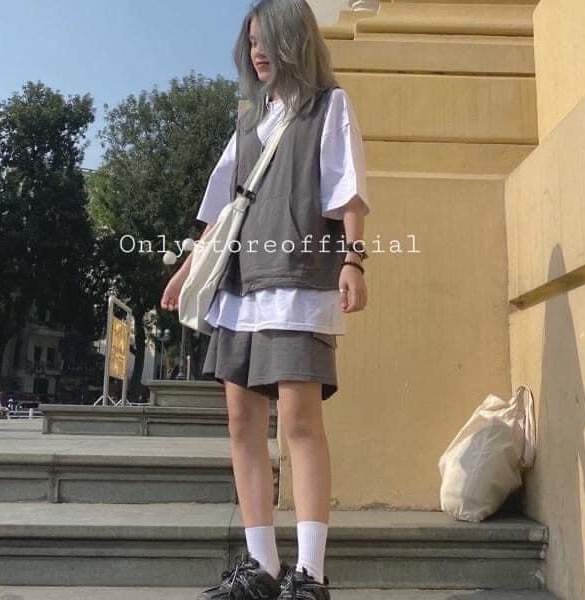 ❤️ mẫu chuất giá sốc ❤️ set 3 món áo thun fom rộng + quần đùi xám đen + áo gile xám d43