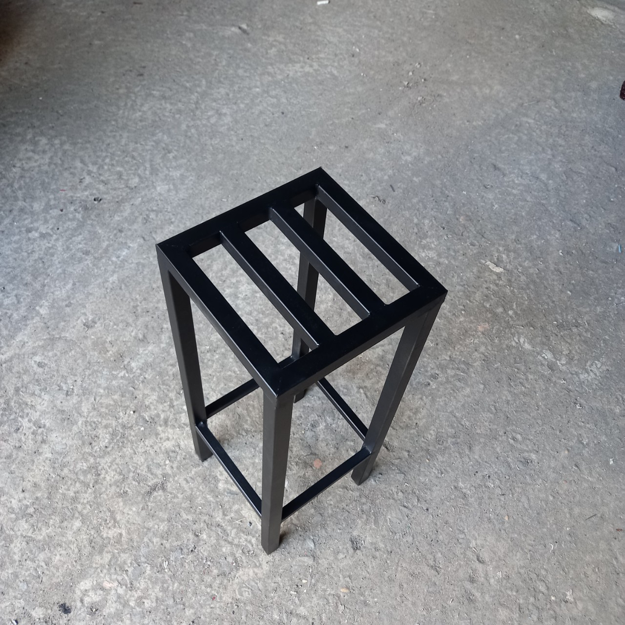 Kệ sắt mặt vuông 20x20cm - 30x30cm, Chân cao từ cm, thép hộp 20cm - kệ để chậu cây chân cao