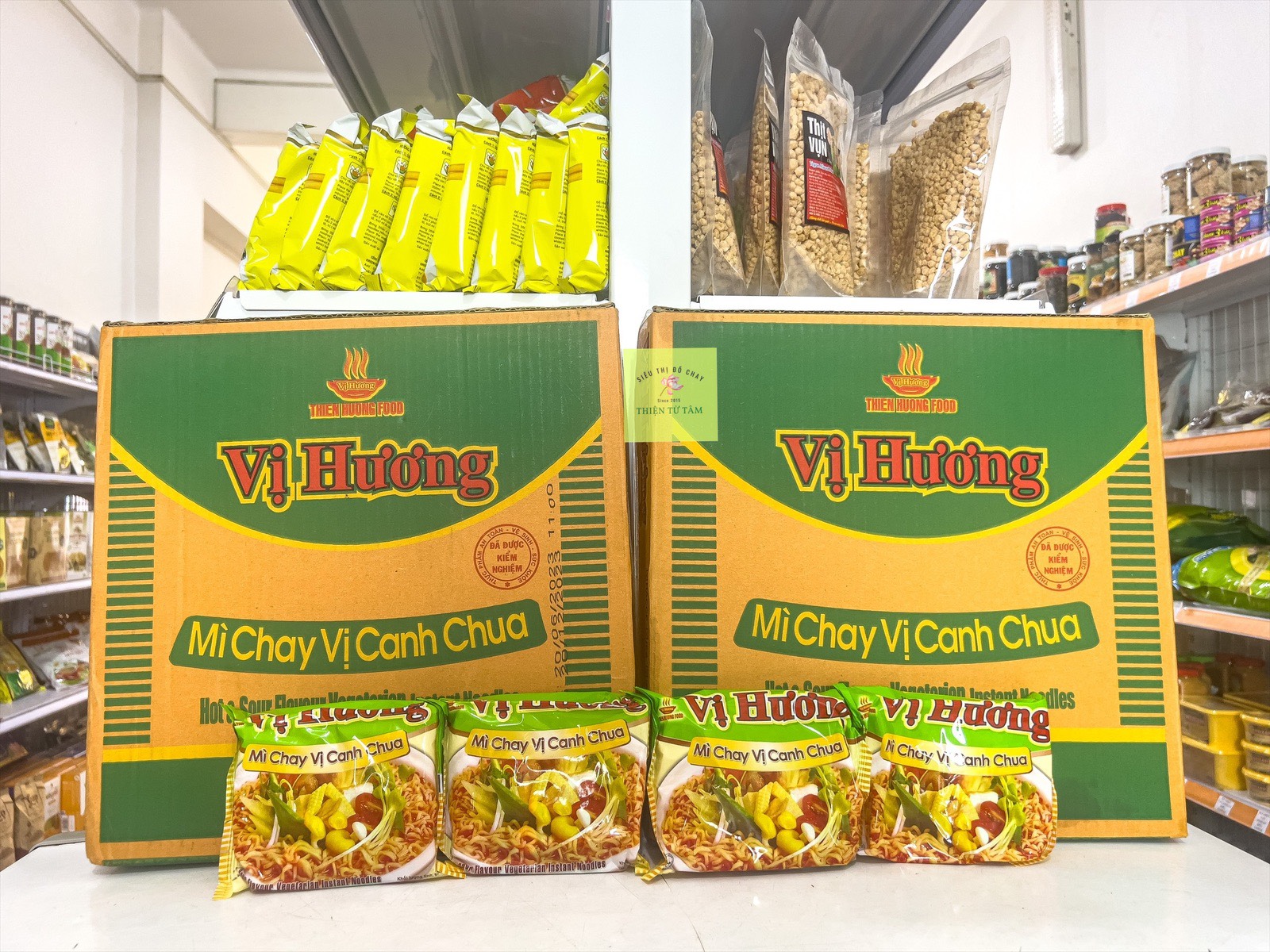 Mì chay vị canh chua vị hương thơm ngon nứt mũi thùng 30 gói