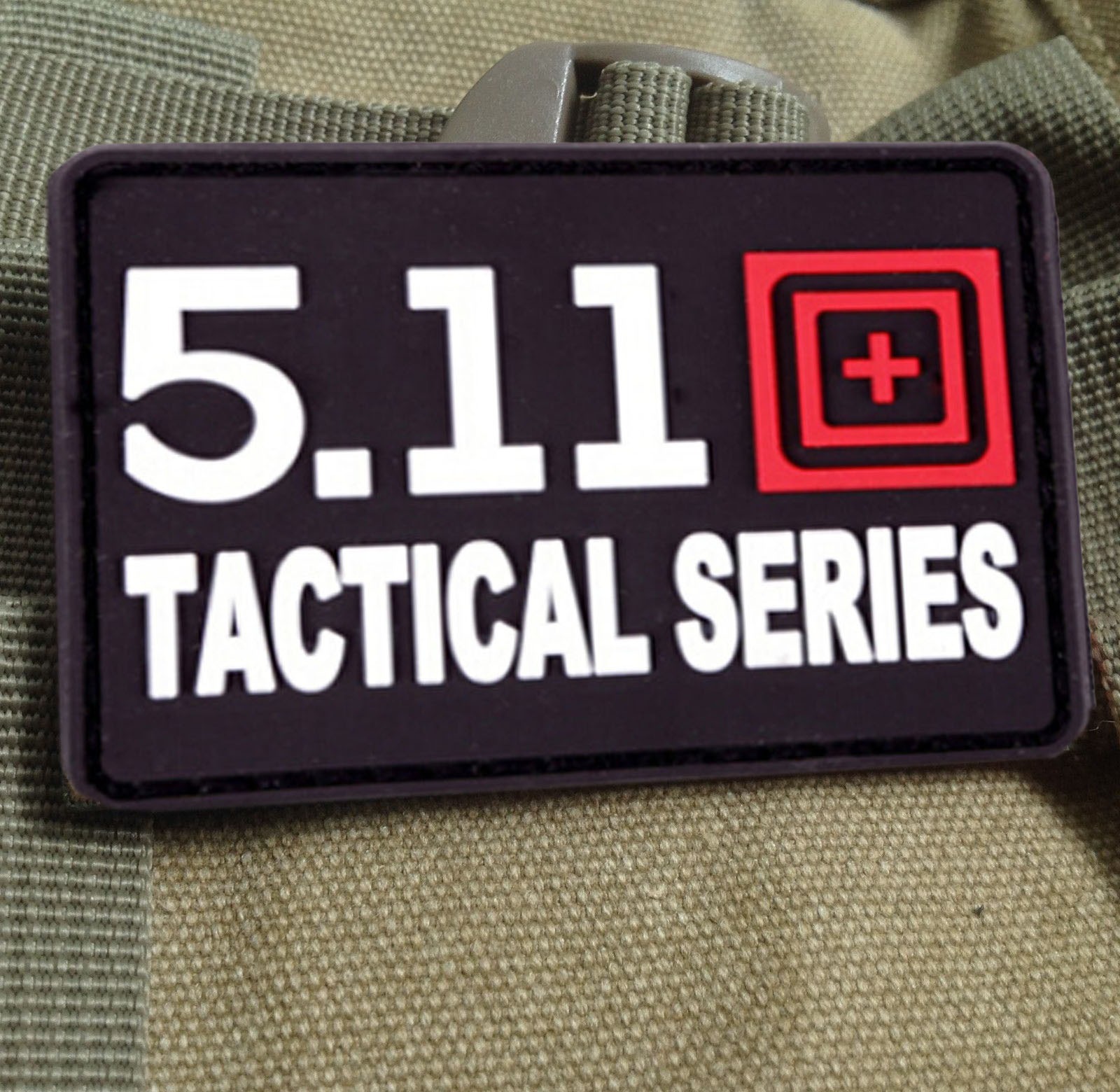 Huy hiệu Patch xé dán dành cho balo / túi xách / nón - PVC và thêu (Nhiều mẫu)