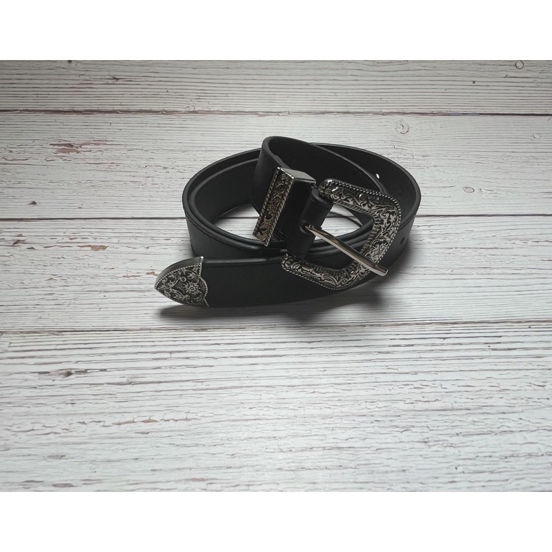 Thắt lưng unisex Chrome Heart da PU cao cấp.