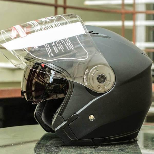 Mũ bảo hiểm 3/4 đầu có 2 kính