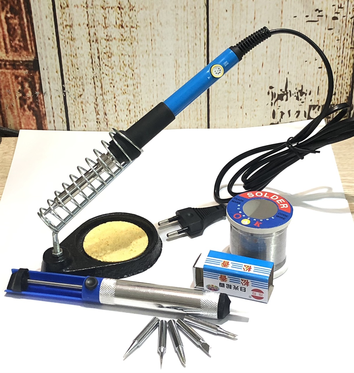 Combo tay hàn TQ936 ( Nhựa Thông - Bọt Biển - Thiếc Hàn Sịn- Kệ Hàn Sắt Hoặc combo 5 mũi hàn - thiếc hàn - kệ hàn mini)