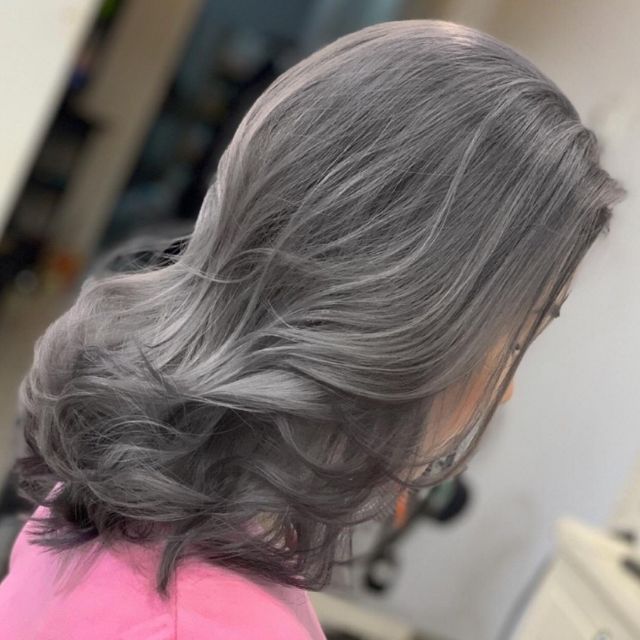 (tặng kèm oxi) MÀU TÓC NHUỘM MÀU XÁM KHÓI SÁNG ROYAL SIÊU XINH 100ML