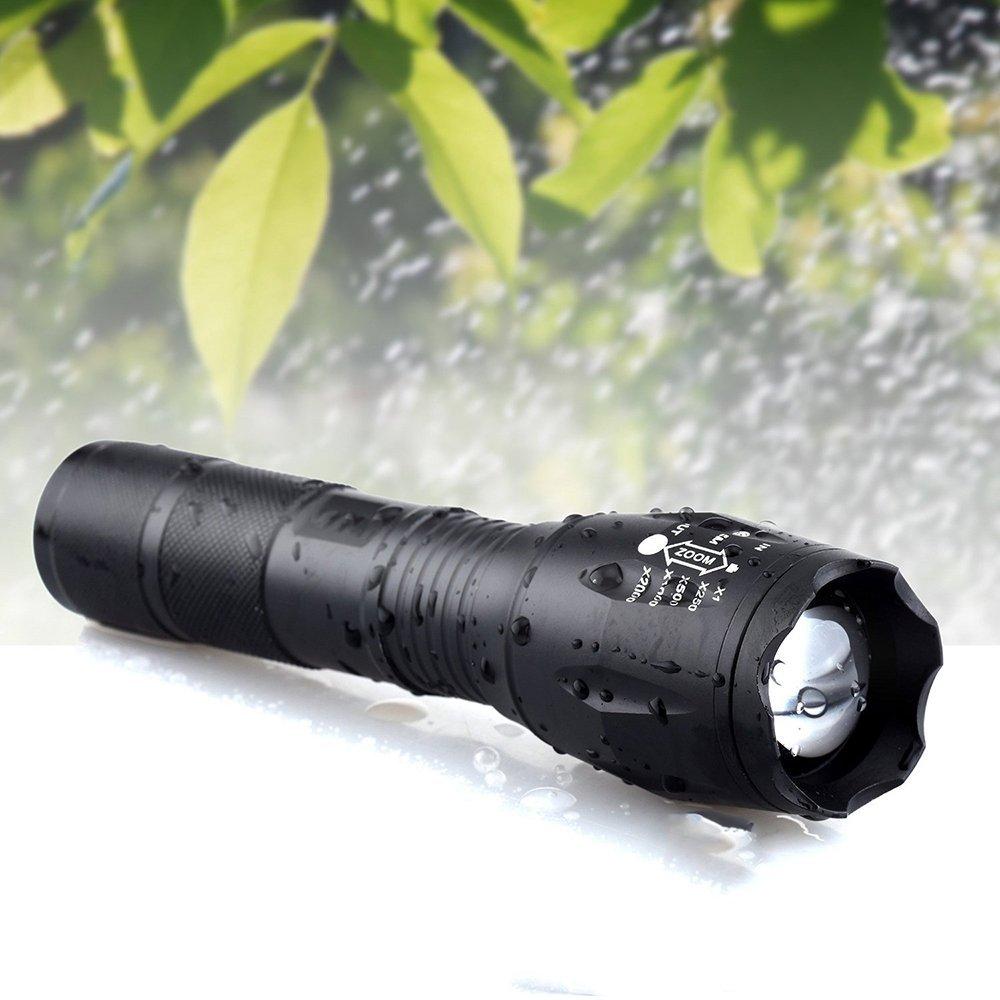 Đèn pin siêu sáng Mỹ XML-T6 chiếu xa tới 1000m + Tặng kèm Pin 18650 mA, sạc pin đa năng, hộp chống sốc cực sịn, ánh sáng trắng. Bảo hành 1 đổi 1