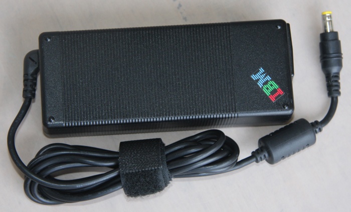 Sạc laptop ibm 16v 4.5a zin bản gốc