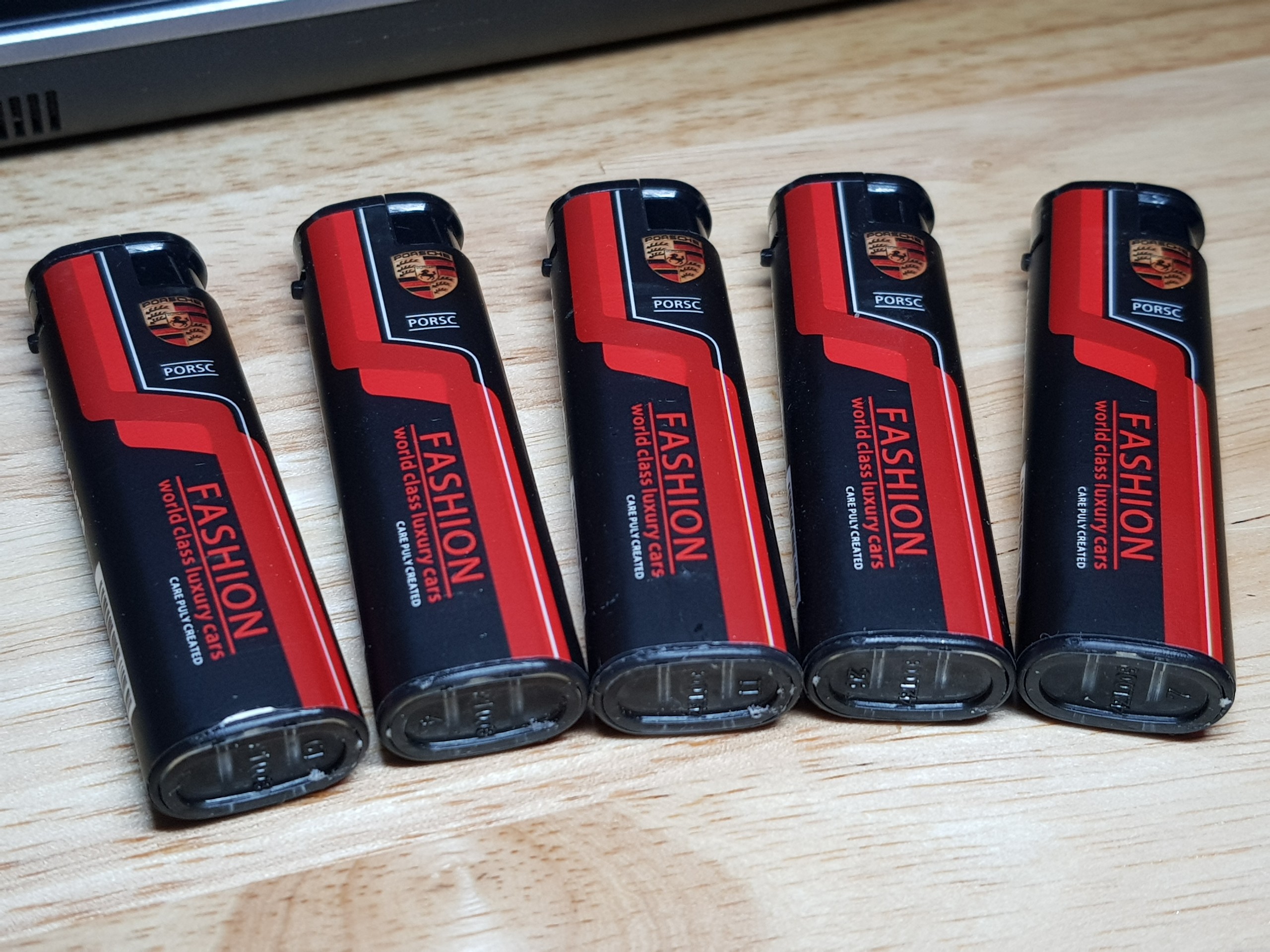 Bật lửa khò PORSC chống gió, quẹt khè gas đá BIC PORSC/ giá bán 1 đơn vị sản phẩm (1pcs)