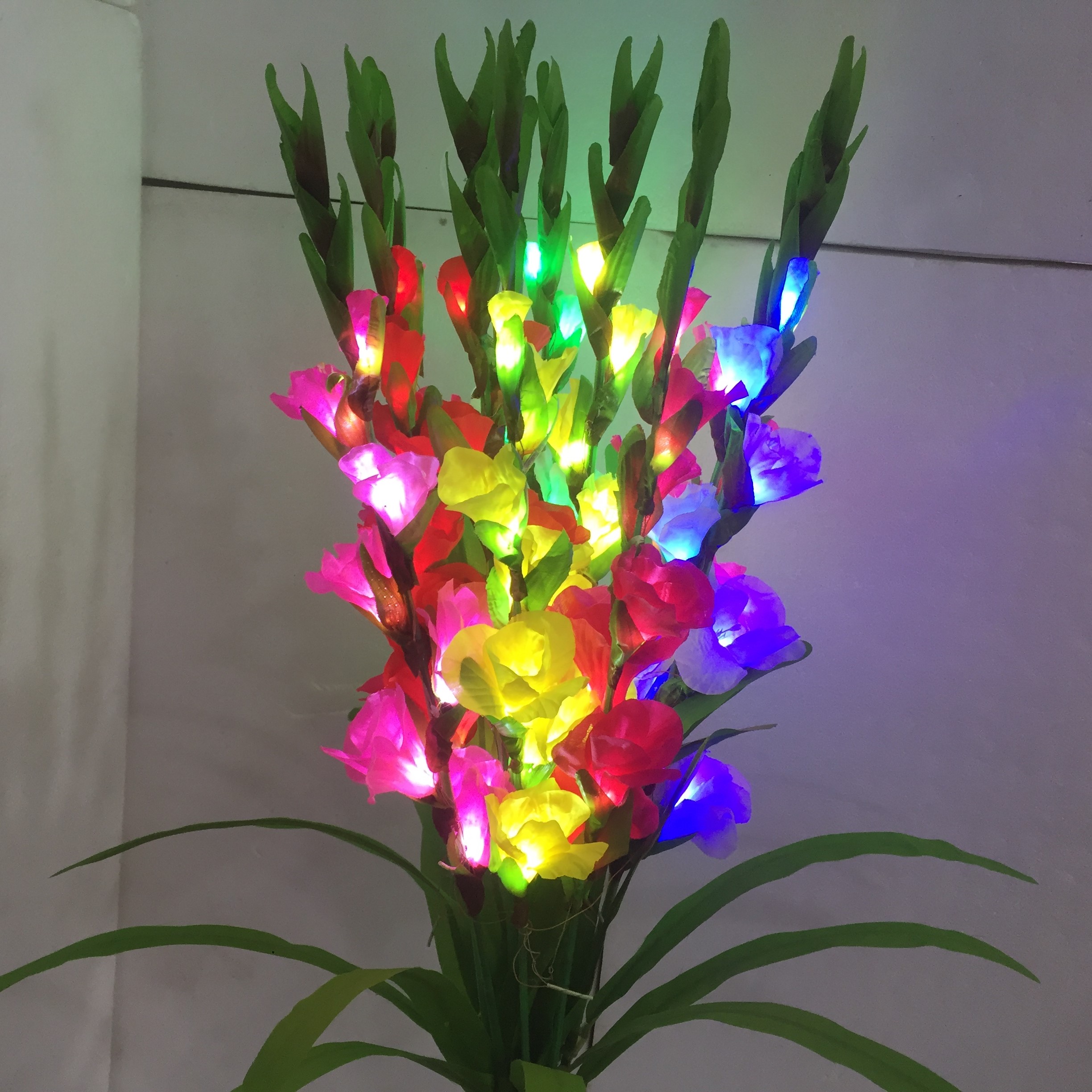 Hoa dơn ( hoa lay ơn) trang trí có đèn nhiều màu cao 98cm- Hoa Điện Trường Lực