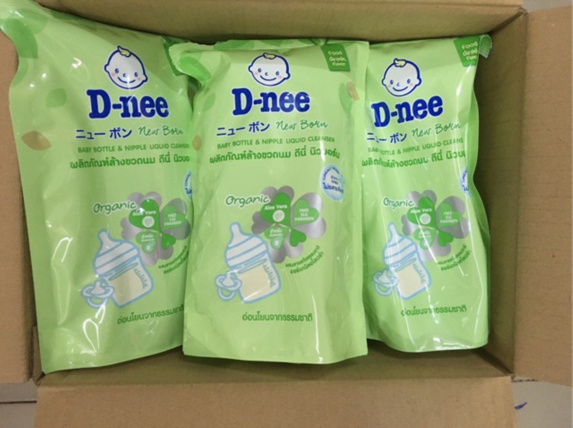Nước rửa bình sữa Dnee Organic 600/620ml Thái Lan