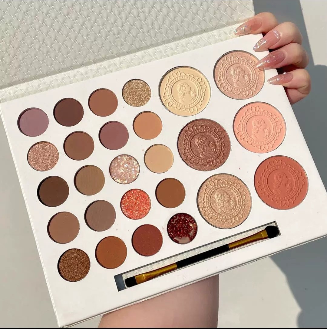 Bảng phấn mắt 26 ô màu Frank Color 26 ô màu tông cam nâu lì lâu trôi