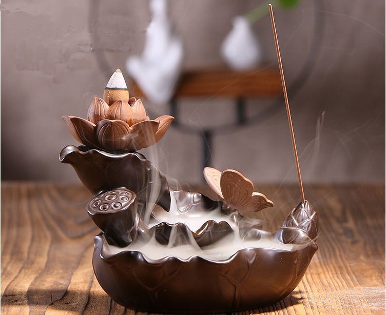 Thác khói trầm hồ điệp tặng 15 nụ trầm