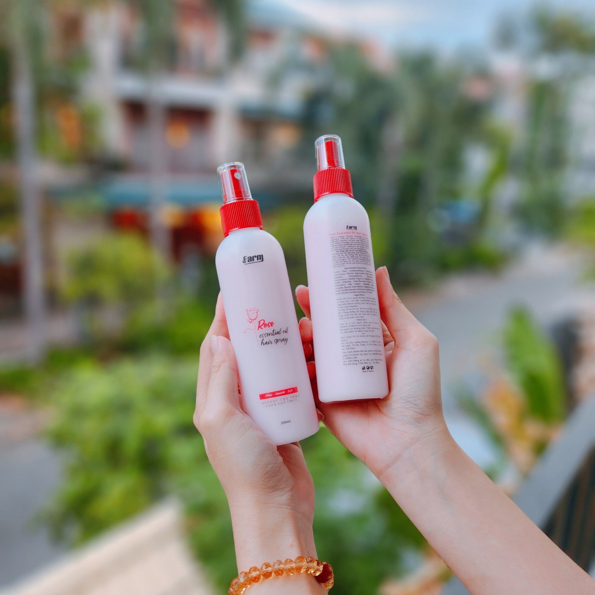 Xịt Dưỡng Tóc Tinh Dầu Hoa Hồng Farm Rose Essential Oil Hair Spray