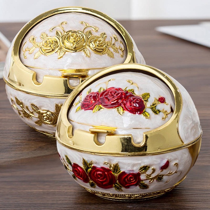 Gạt tàn thuốc lá hợp kim, phong cách Hoàng Gia nhiều màu sắc bền đẹp