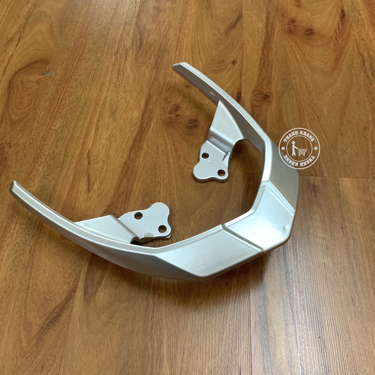 Cảng Sirius kiểu spark màu bạc Thanh Khang cgv46