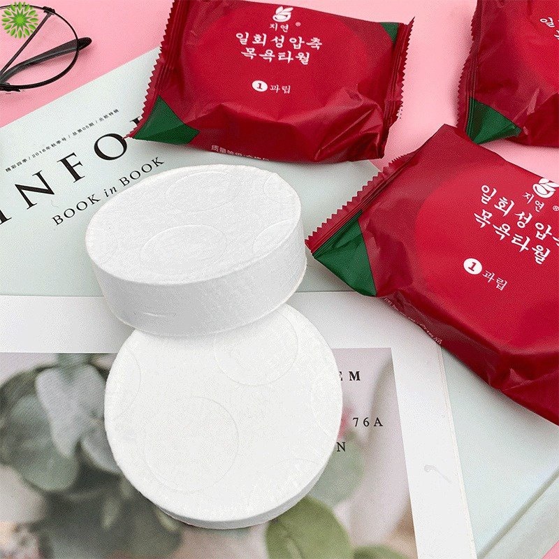 Combo 2 gói khăn giấy ướt dạng nén hình viên kẹo rất tiện khi đi du lịch - khăn giấy nén, khăn ướt nén hàn quốc