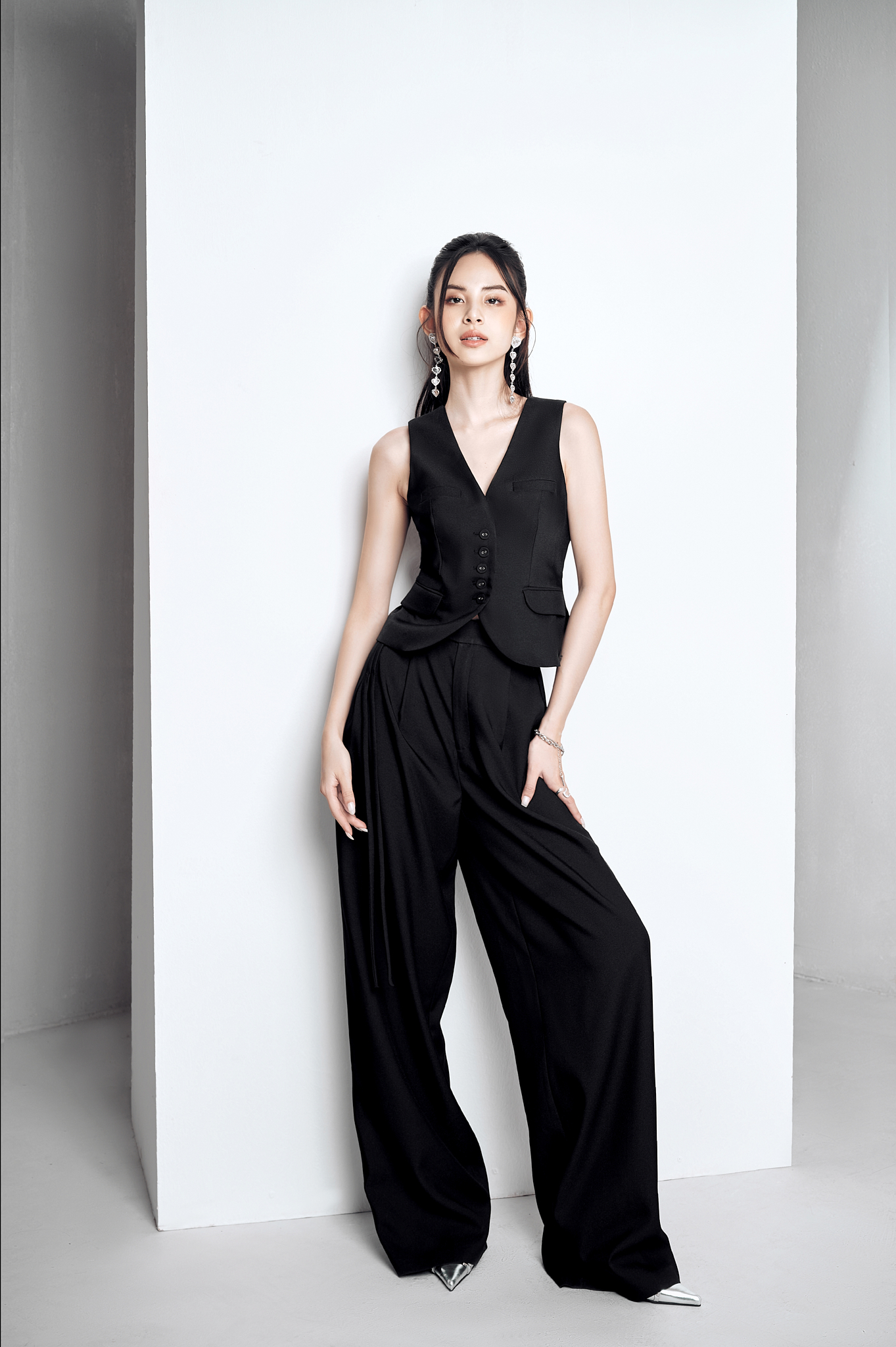 Quần thời trang ống rộng cạp cao - esther studios mega pants - black
