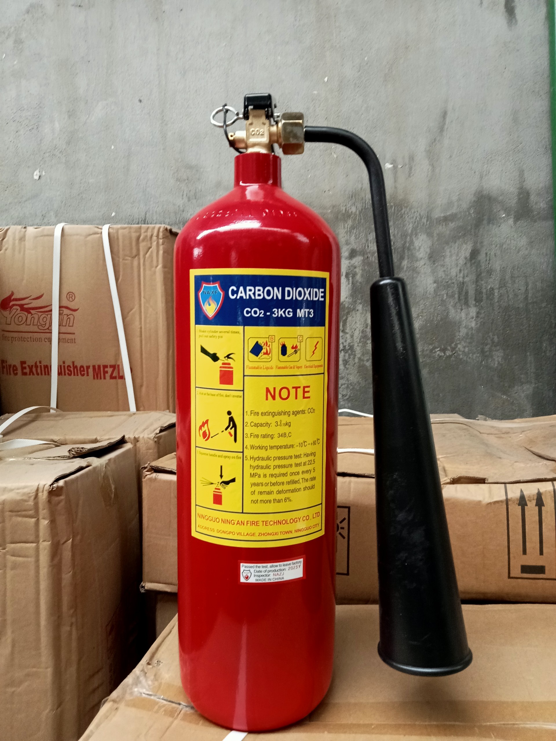 Bình cứu hỏa khí CO2 3kg, bình chữa cháy xách tay MT3, sử dụng đơn giản ,hiệu quả cao