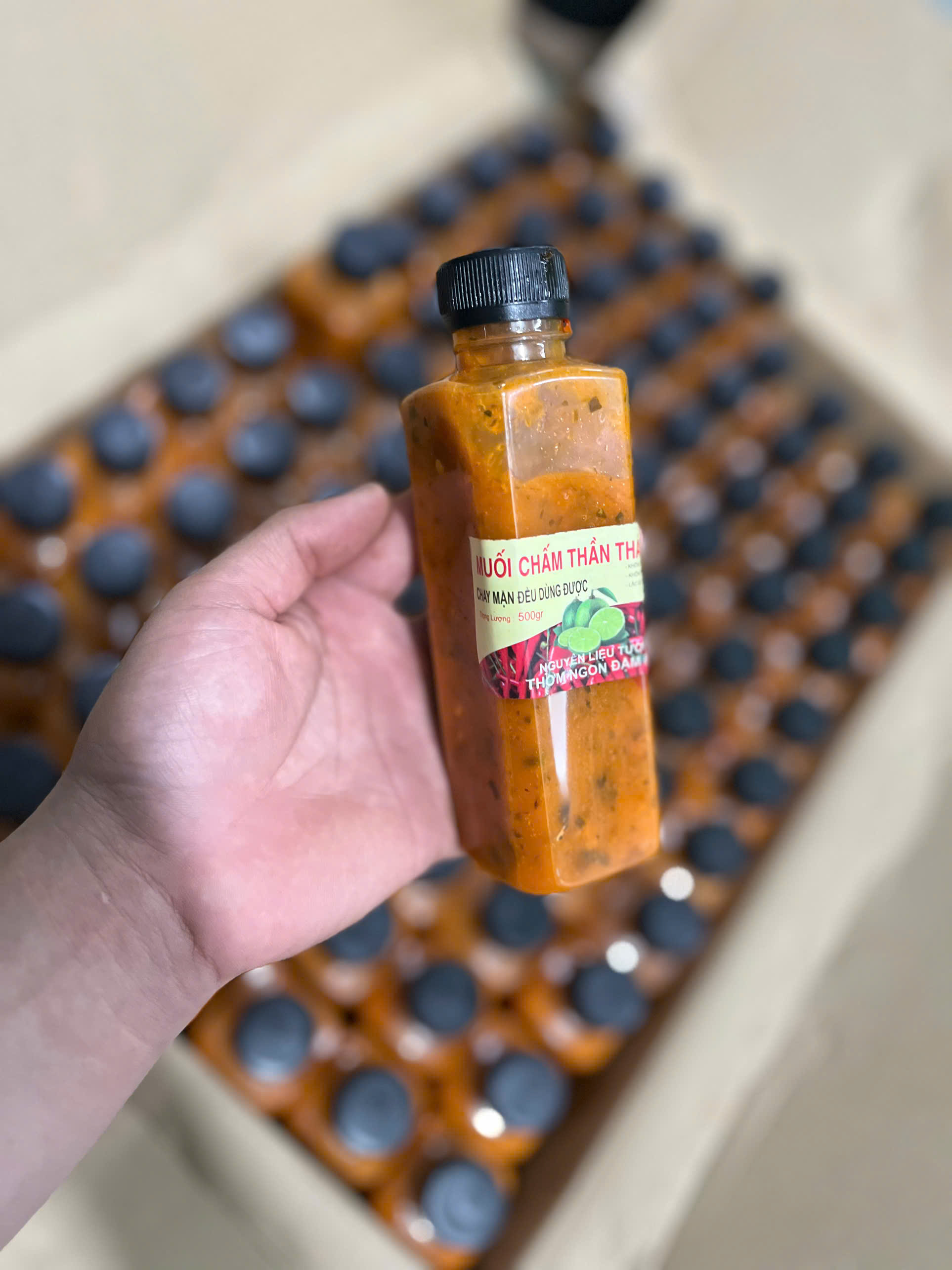 Muối châm thần thánh ớt đỏ - chai 300ml hot hit