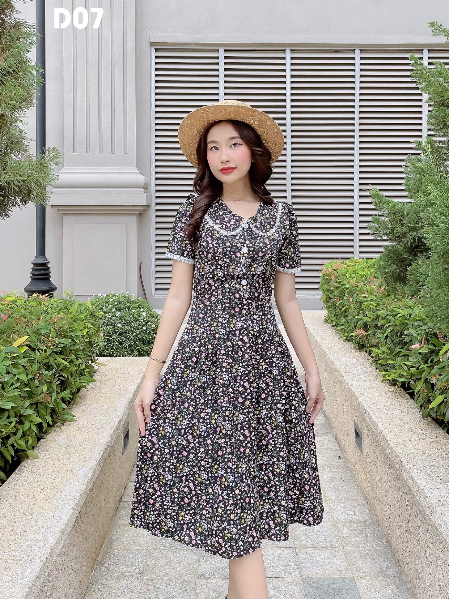 Đầm lụa xoè hoa nhí cổ sen tay con phối ren D07