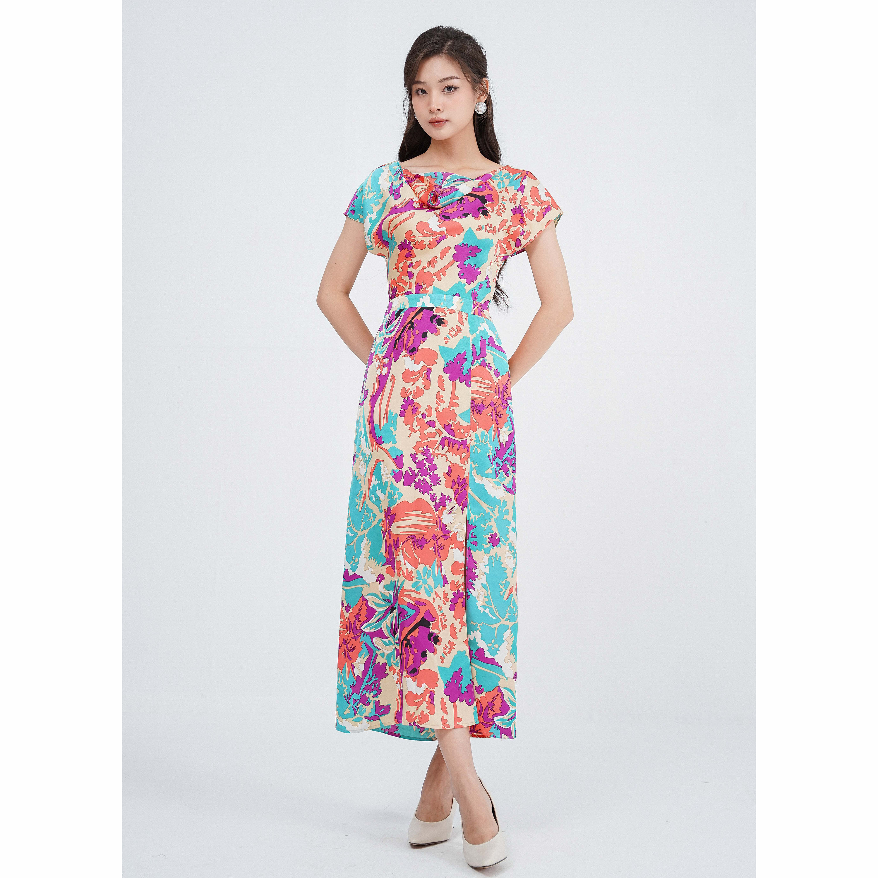 Đầm lụa cổ thuyền in họa tiết SIXDO