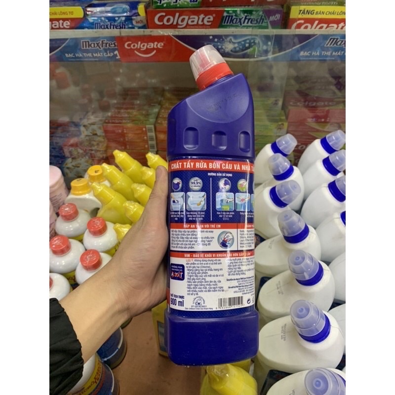 Nước tẩy rửa bồn cầu và nhà tắm vim 880ml