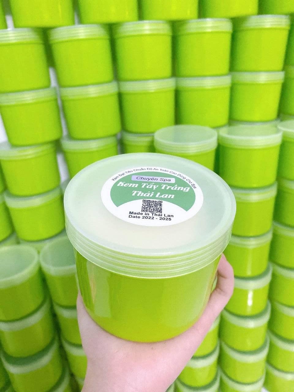 Kem Body Tẩy trắng mạnh Thái lan hộp lớn 500gr