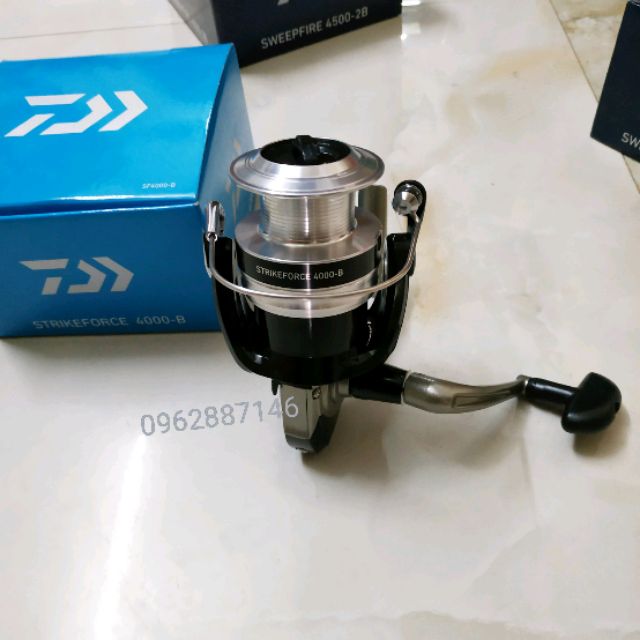 Máy câu cá daiwa cao cấp loại 1 - Cam kết bảo hành đổi trả trong 2 tuần đầu