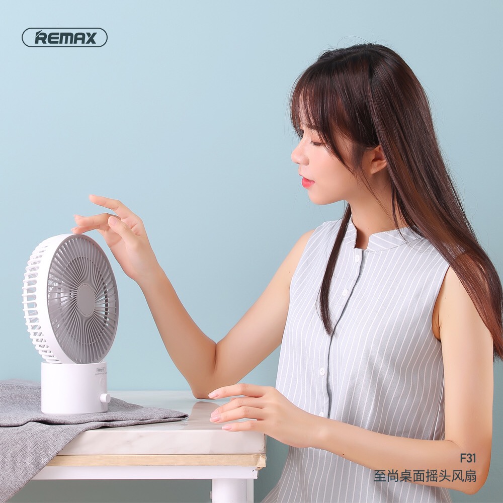 Quạt tích điện f31 năng động hiện đại xoay 12 độ dung lương pin 4000mah chính hãng remax-3 in 1