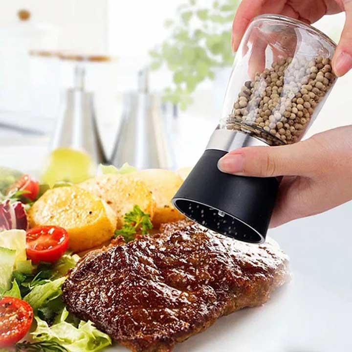 Dụng cụ xay tiêu cầm tay mini