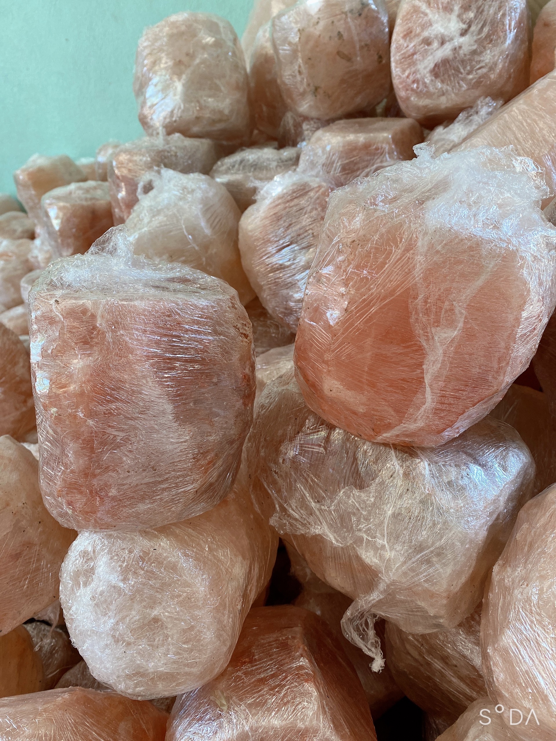 Đá muối khoáng hymalaya cho trâu bò dê ngựa