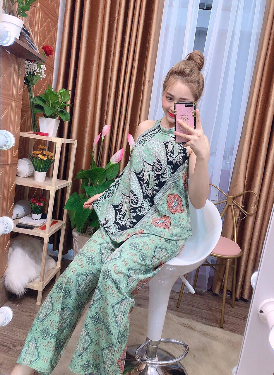 [HCM]Set bộ nữ thổ cẩm áo cổ yếm quần dài ống rộng