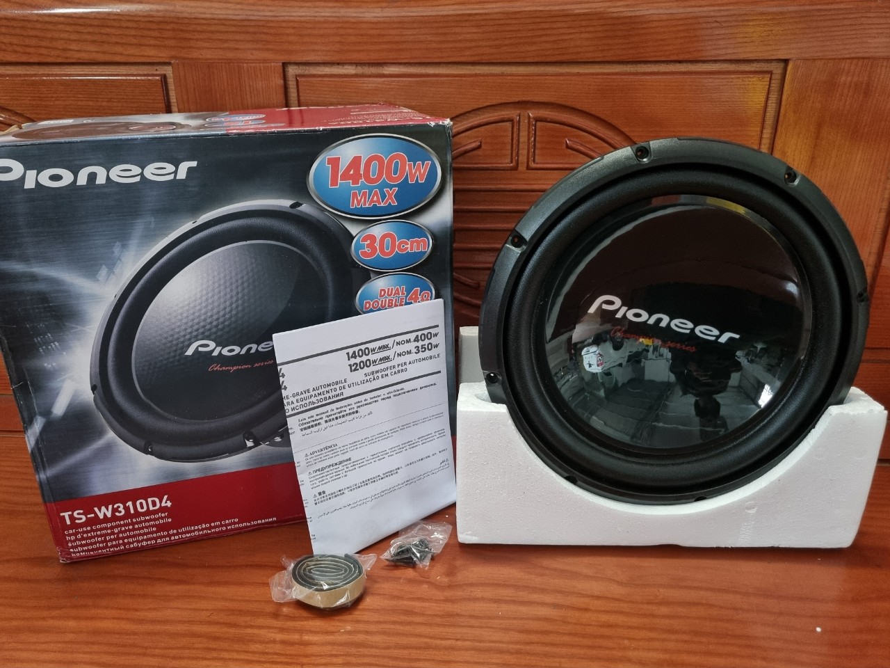 Loa siêu trầm cao cấp bass 30 pioneer 1400w TS - W310D4, bass sub 12 inch