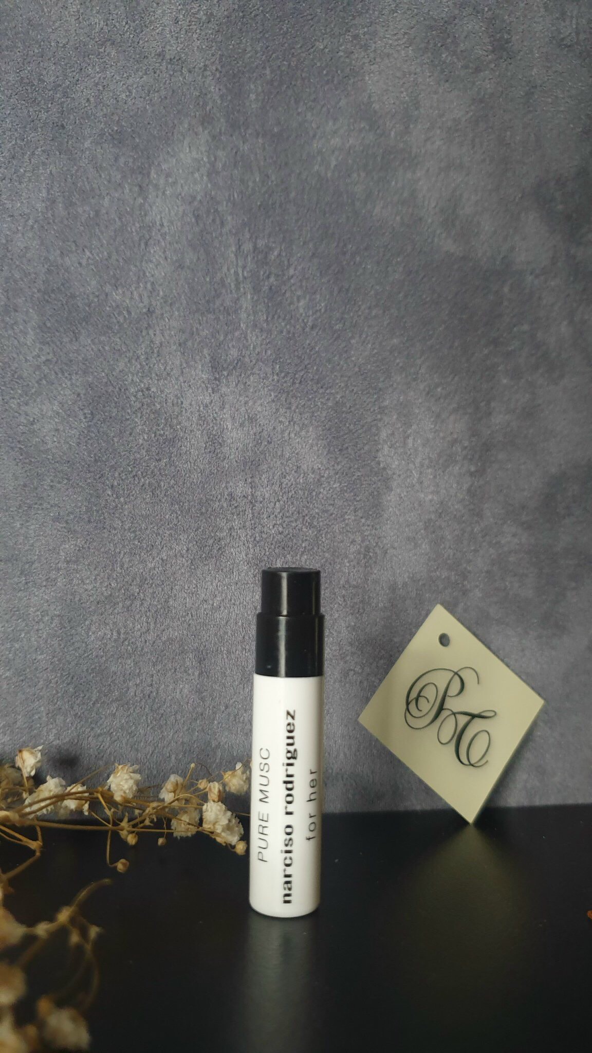 Mẫu thử vial sample nước hoa 𝗡𝗮𝗿𝗰𝗶𝘀𝗼 𝗥𝗼𝗱𝗿𝗶𝗴𝘂𝗲𝘇 𝗣𝘂𝗿𝗲 𝗠𝘂𝘀𝗰 1ml