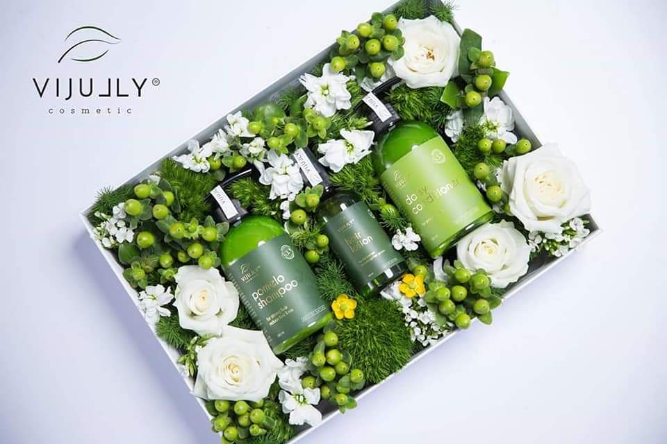 1 gội vijully xịt bưởi vịully 1 xả dừa về tay cho
