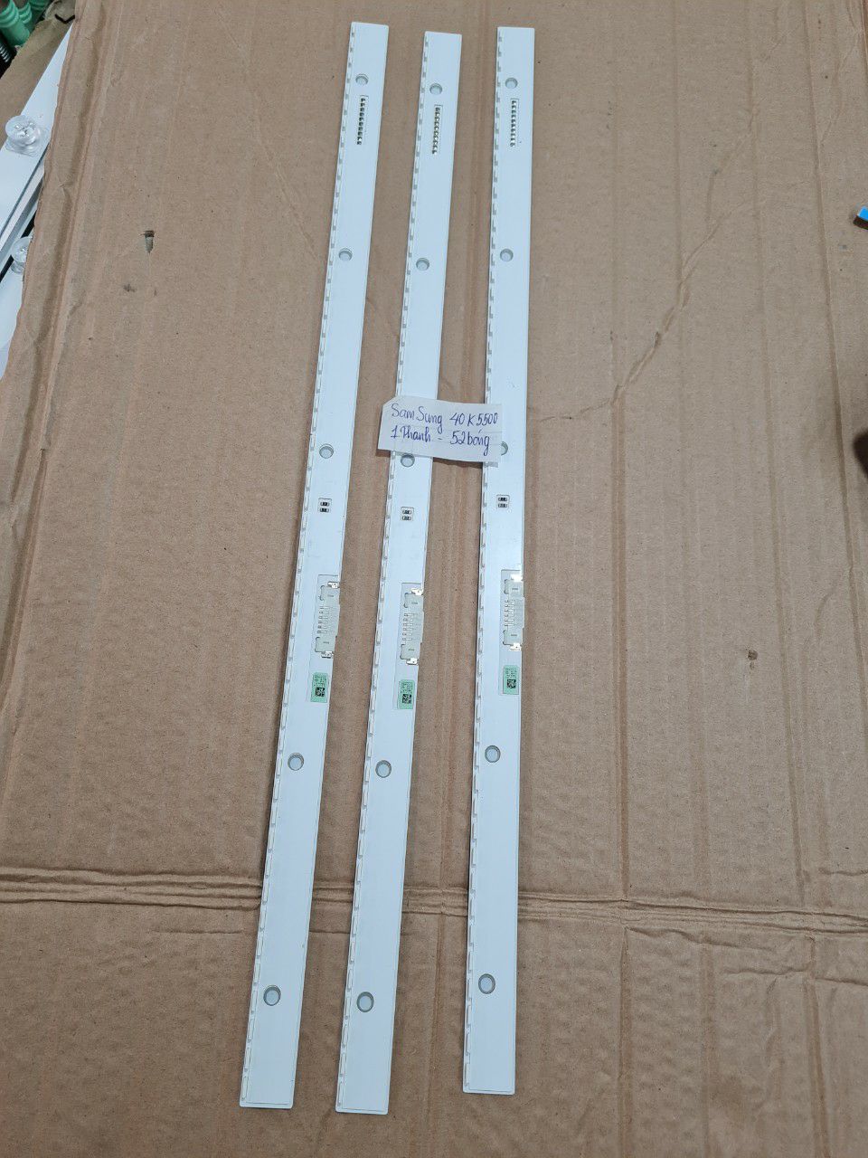 Thanh led viền sam sung 40k5500 - giá 1 thanh 52 bóng