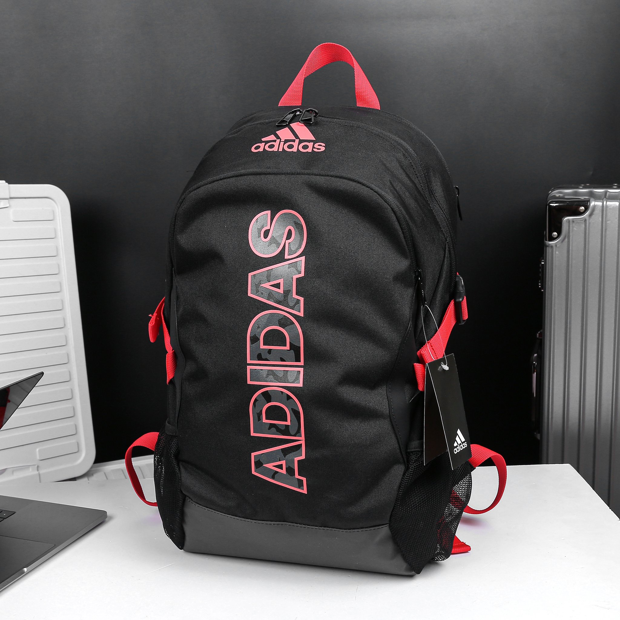 Balo Adidas FM6905 đựng Laptop 15.6 inch chống sốc chống nước