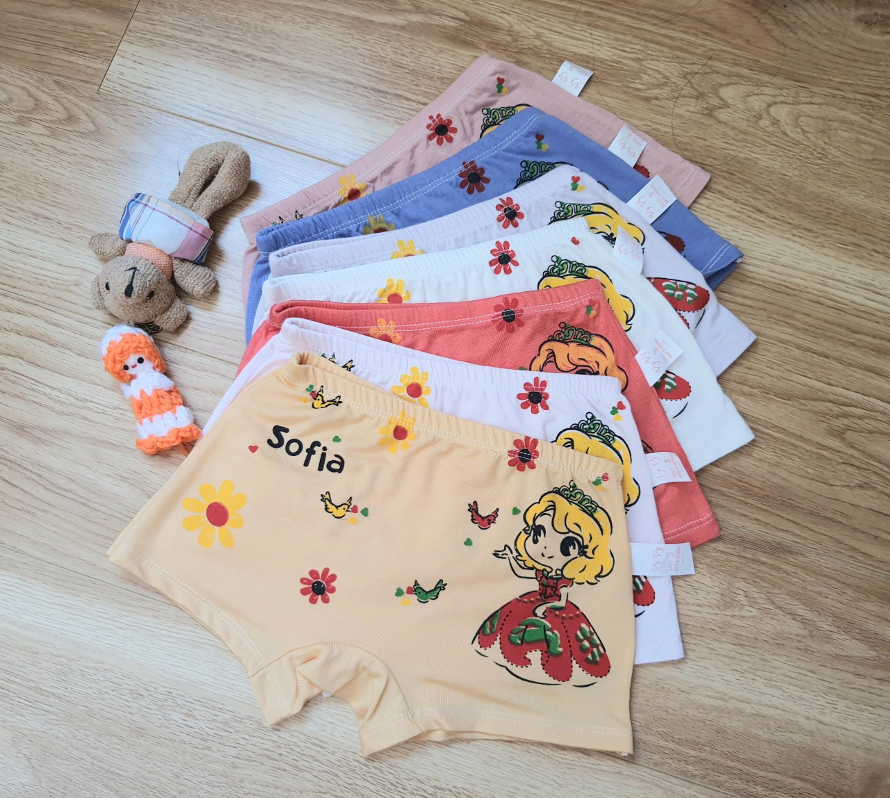 [HCM]Quần lót cotton cho bé gái chất coton lụa siêu mềm mịn mặt mát đủ màu cả bé trai và bé gái size từ 5- 45kg Q103