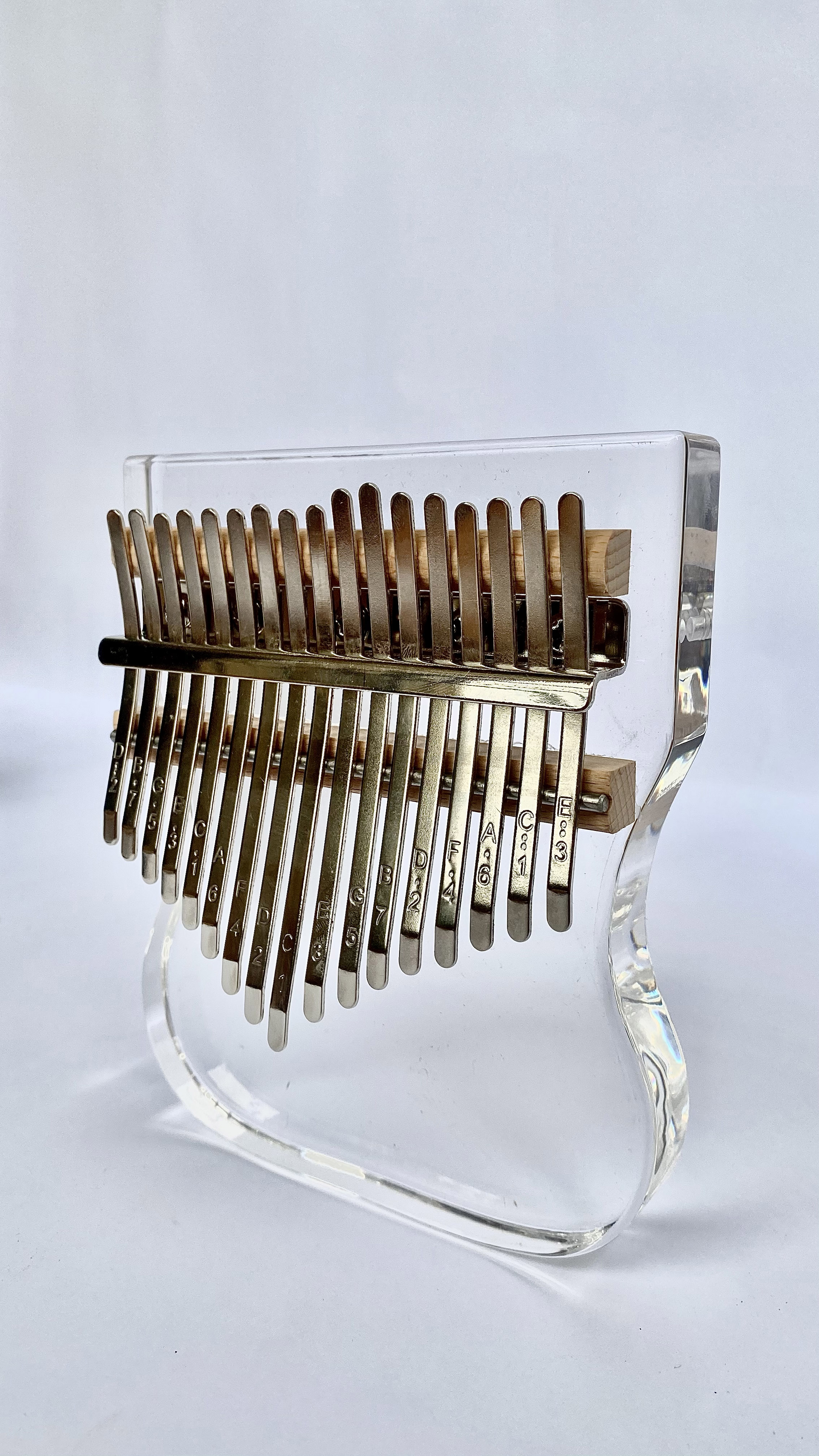 Kalimba pha lê trong suốt 17 phím chính hãng woim.