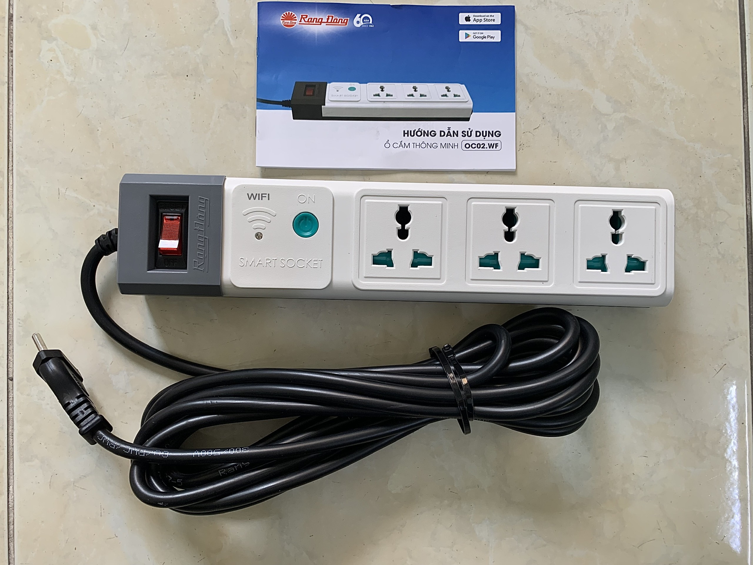 Ổ cắm thông minh WiFi , điều khiển tắt bật từ xa qua điện thoại