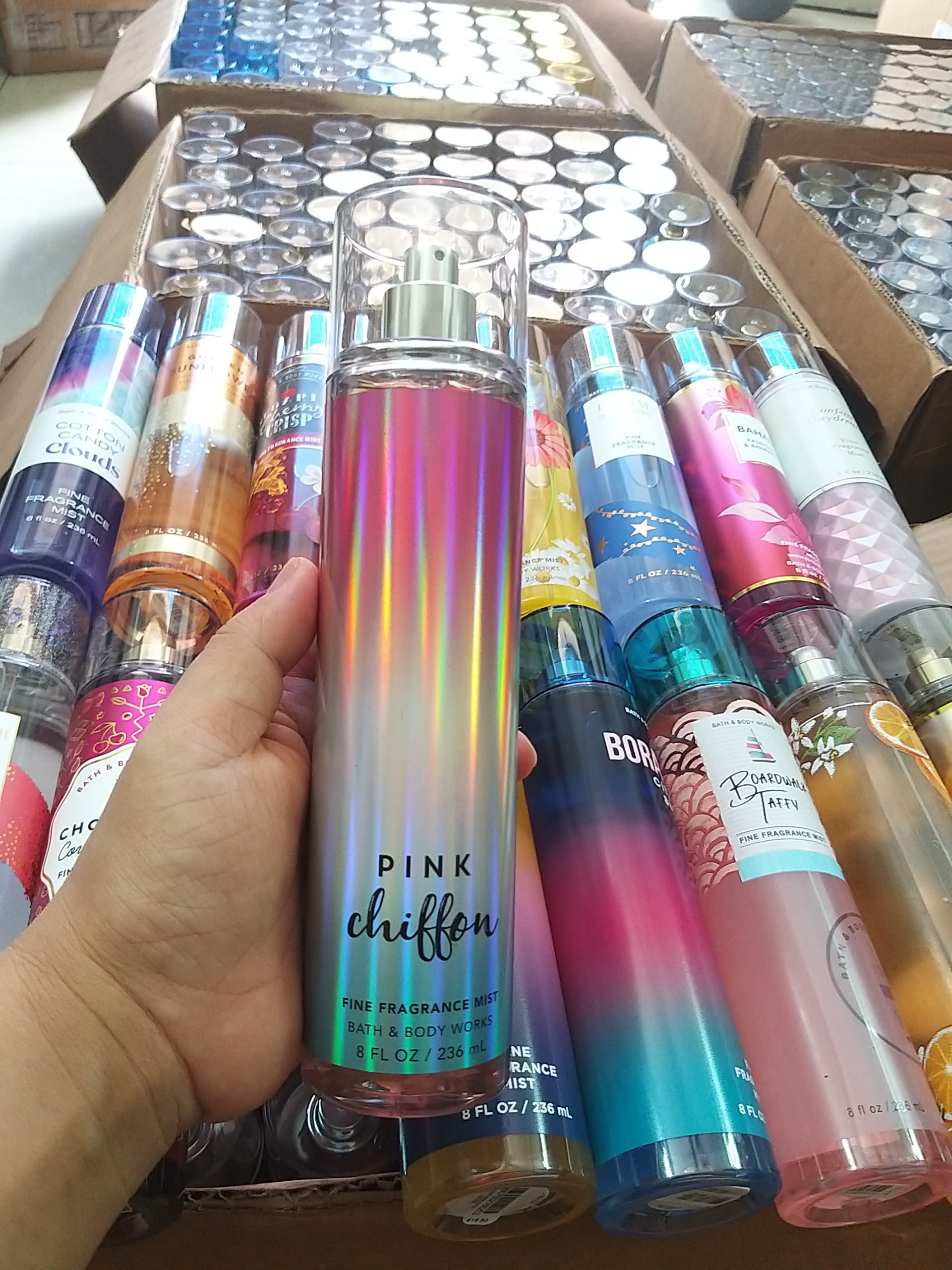 Xịt thơm toàn thân bath and body works-236ml