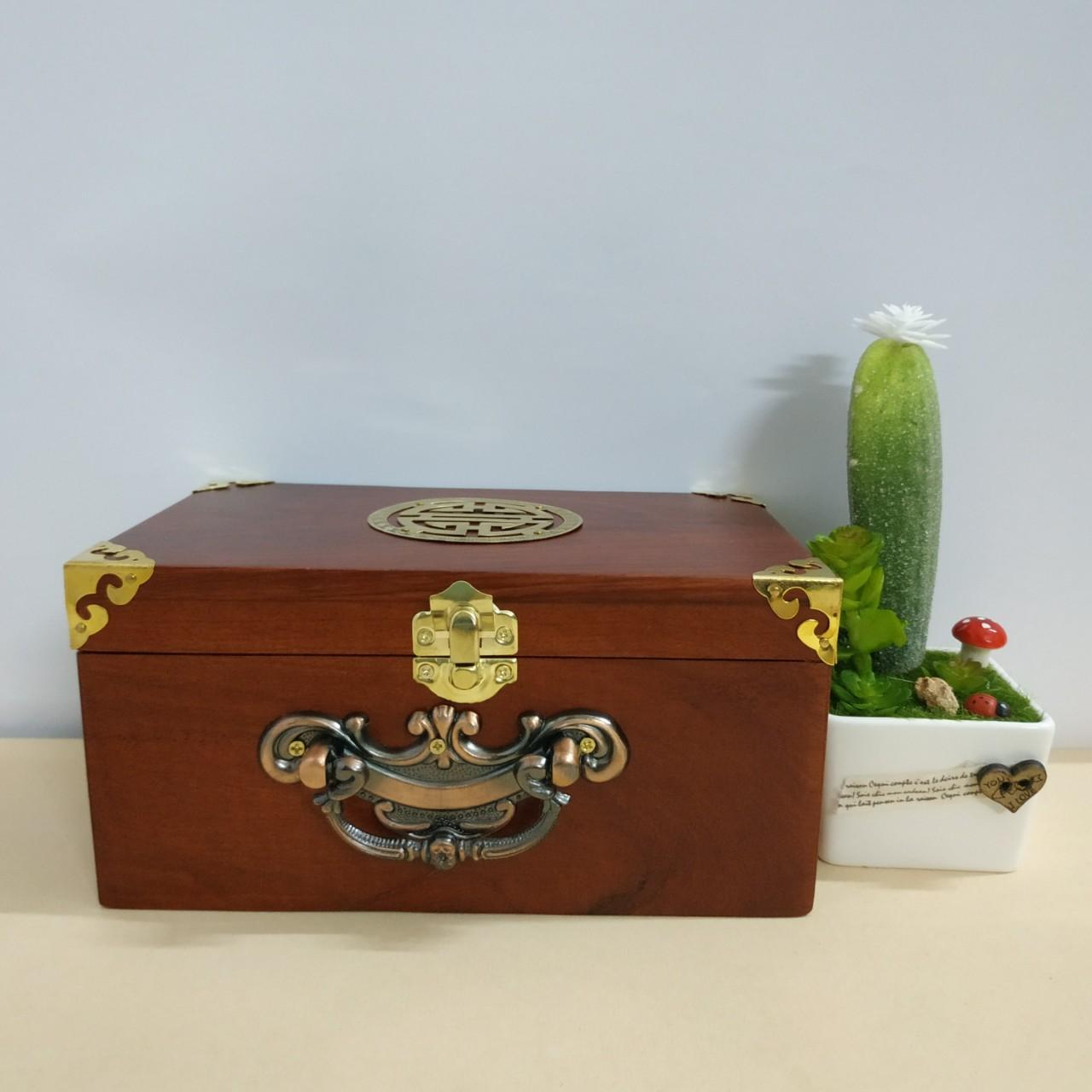 Hộp đựng trang sức, hộp đựng con dấu quai đồng CHỮ THỌ bằng gỗ cao cấp SIZE 19