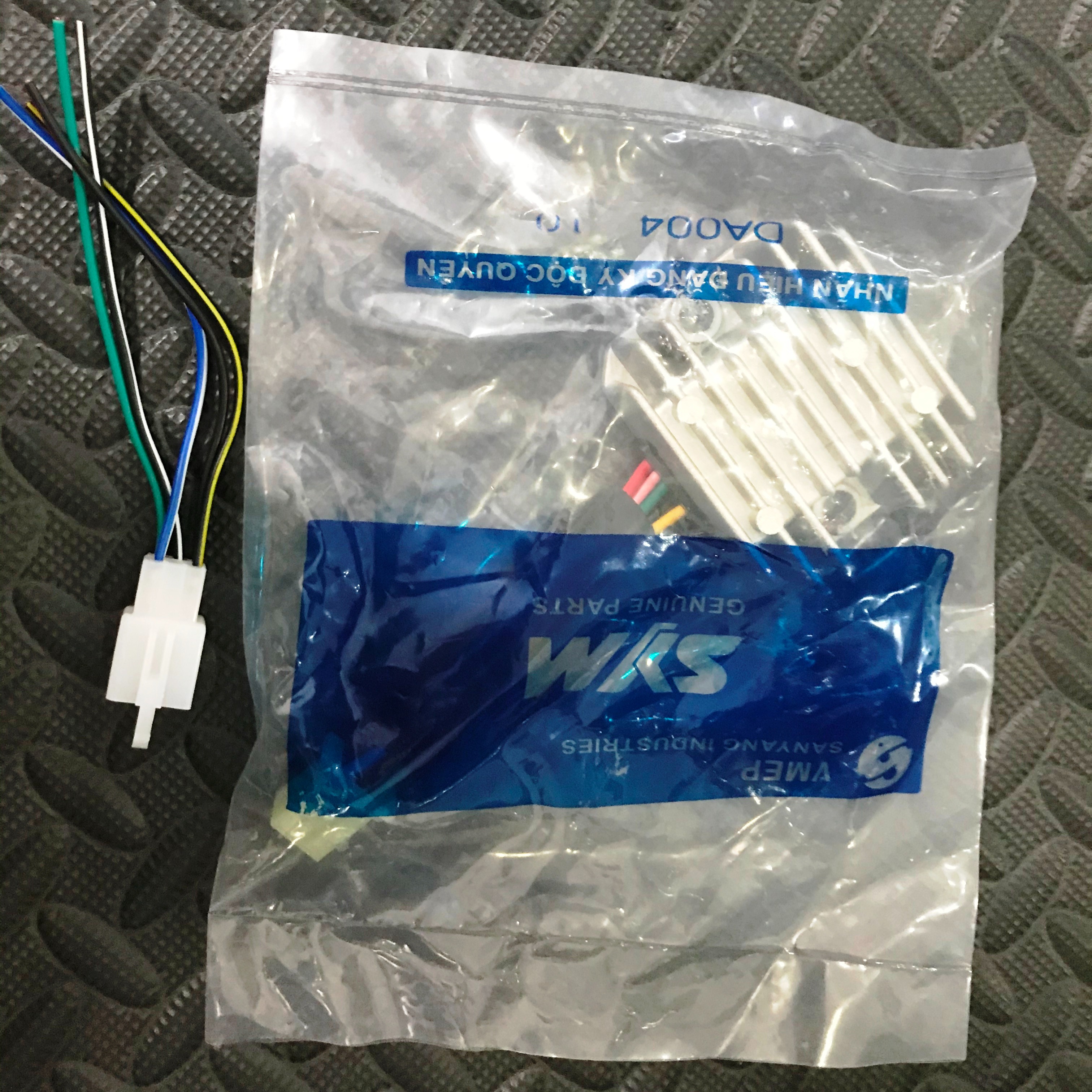 CỤC SẠC - ỔN ÁP SYM ATILA 5 CHÂN ( sạc nhỏ) - TẶNG JACK CẮM