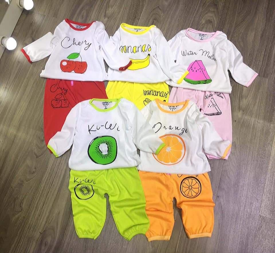 Set 5 bộ quấn áo dài tay dành cho bé từ 4 đến 14kg, cao dưới 88cm, chất liệu cotton mềm mịn, tạo cảm giác thoải mái cho bé