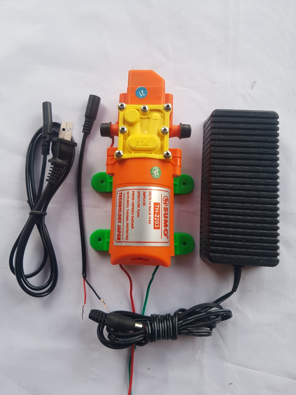 Bơm Sumo cam kèm nguồn 12V5A Bơm mini 12V chất lượng giá phải chăn tặng kèm lọc rác mini sử dụng tưới cây phu sương rửa xe ...