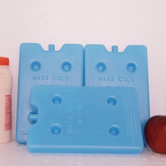 Set 3 thanh đá khô Maxx Cold loại hộp nhựa 500g giữ lạnh (D19.5 x R12.5 x 2.5cm)