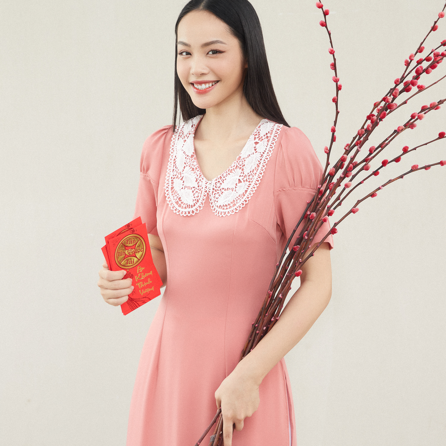 [NHẬP MÃ FALAZSOCIAL0830K GIẢM NGAY 30K] Áo dài Chu Anh MAYBI lụa tuyết màu hồng (Không kèm quần lụa)
